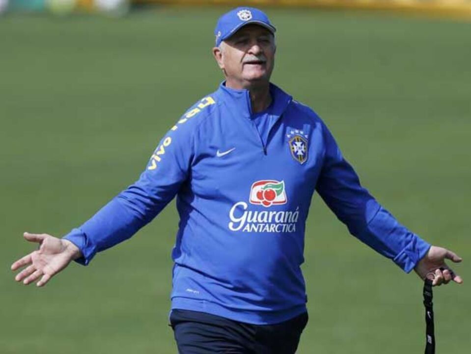 Scolari: «Em 2004 também perdemos o primeiro jogo»
