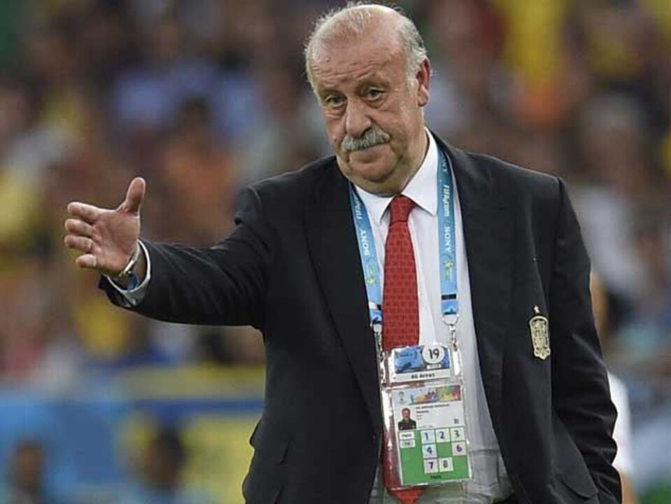 Del Bosque ia sair do estádio no autocarro... do Chile