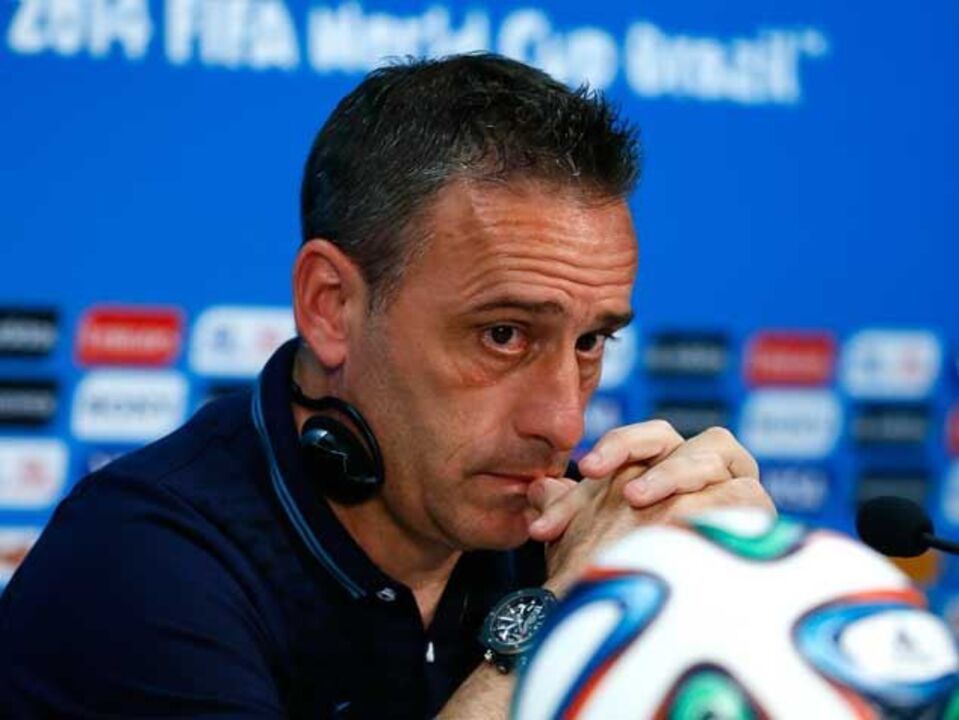 Paulo Bento: «Terminar com 11 é fundamental»