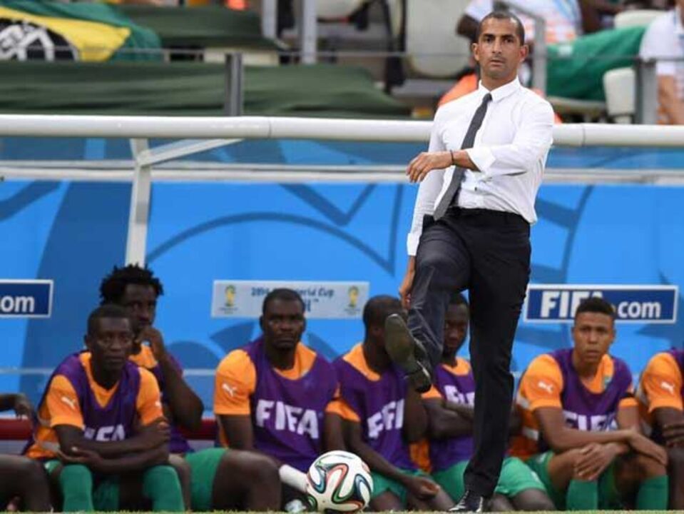 Sabri Lamouchi deixa costa-marfinenses