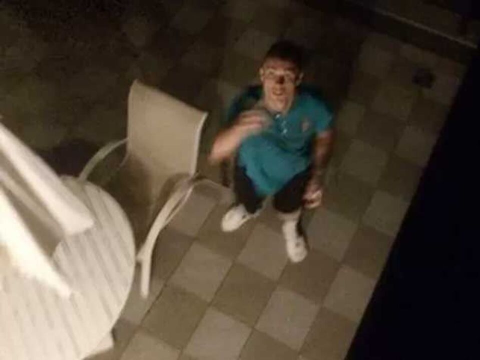 Criança invadiu quarto de Ronaldo e ganhou autógrafo