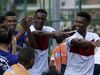 Seleção inglesa visita a famosa favela da Rocinha