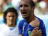 Chiellini queixa-se de ter sido mordido por Suárez