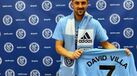 David Villa mostra a sua nova camisola