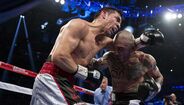 Boxe: Miguel Cotto arrasa "Maravilla" Martínez