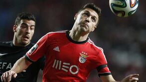 Juventus tenta Siqueira