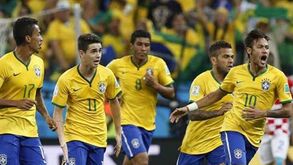 Vencer na abertura deu sempre em final... perdida