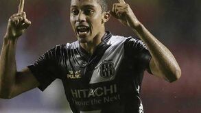 Ponte Preta confirma acordo por César