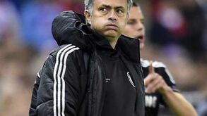 Mourinho: «Não percebo um treino com 10 mil pessoas a ver»