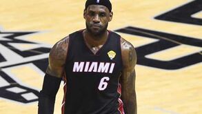 LeBron James deixa os Miami Heat