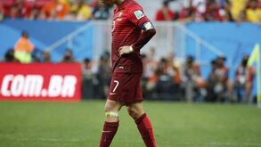 Cristiano Ronaldo saiu com lesão no joelho direito