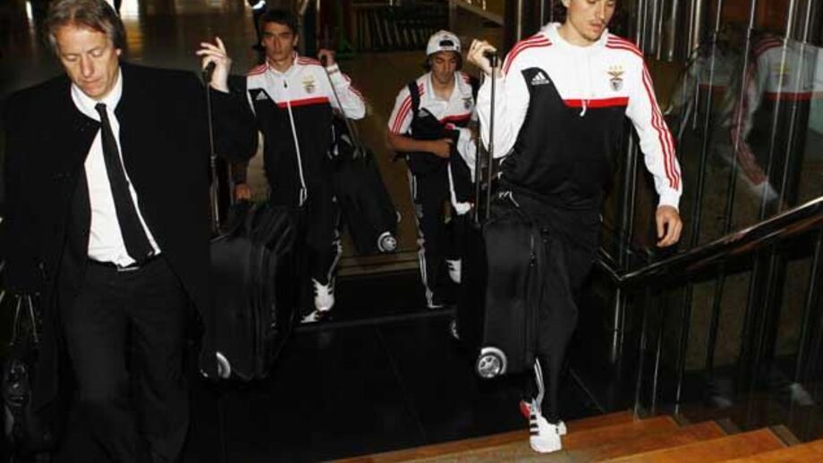 Jesus não fecha a porta a Danilo e Gonçalo Santos