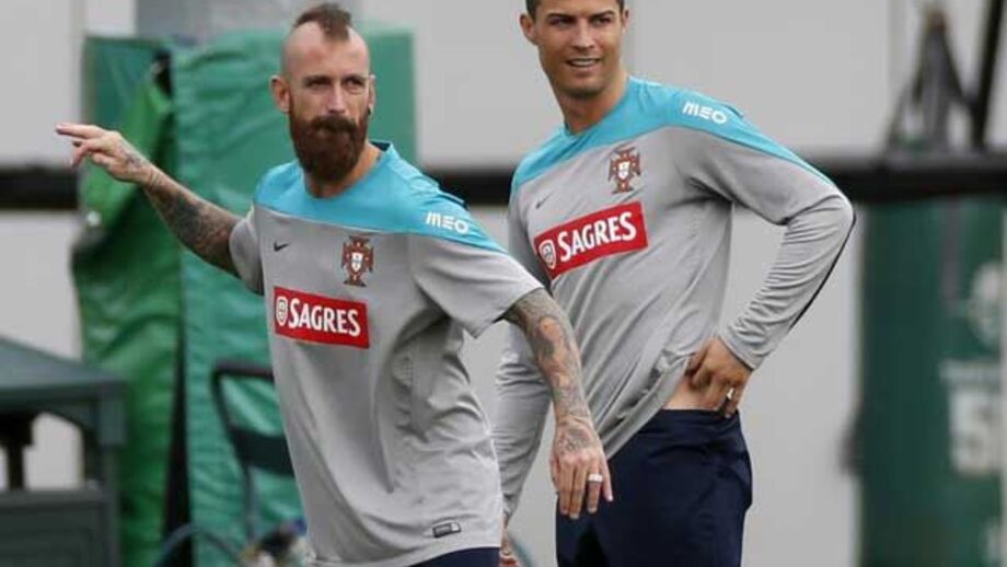 Ronaldo e Meireles reintegrados
