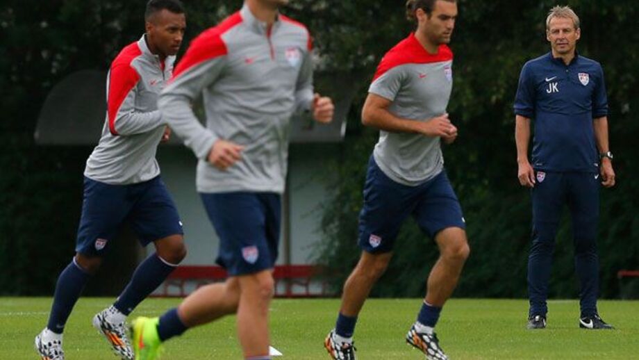 Torre de Babel em prol de um país