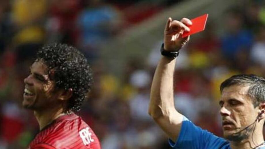 Pepe engrossa lista vermelha nos Mundiais