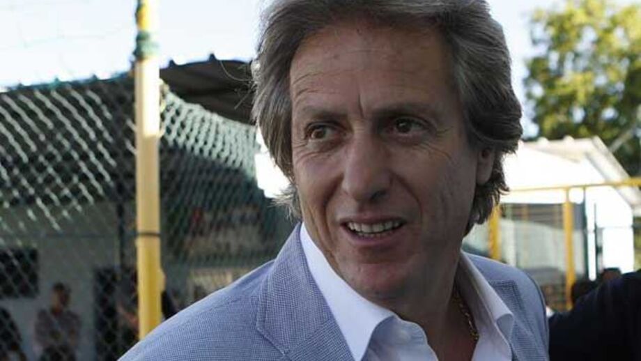 Jesus: «Quando perco revejo os jogos para perceber»