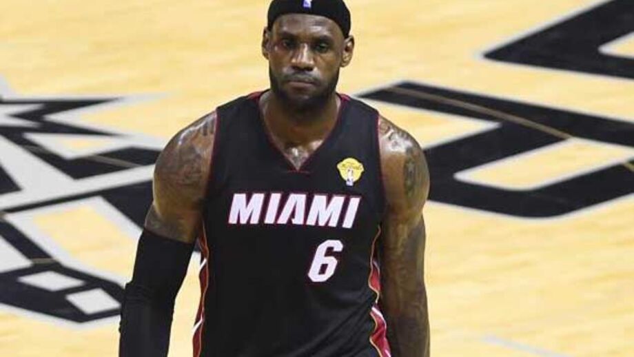 LeBron James deixa os Miami Heat