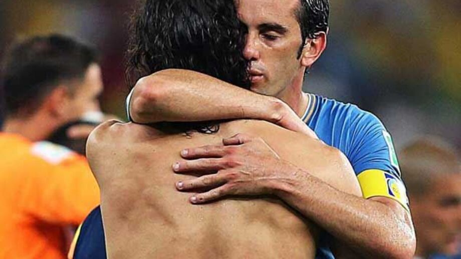 Diego Godín: «Não foi por causa de Suárez que perdemos»