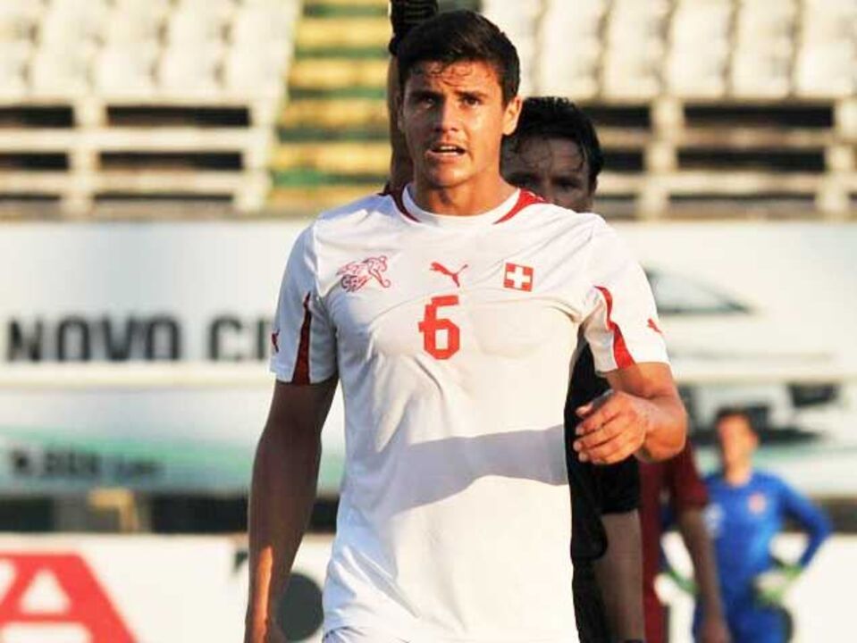 Duas apostas para fazer esquecer Siqueira