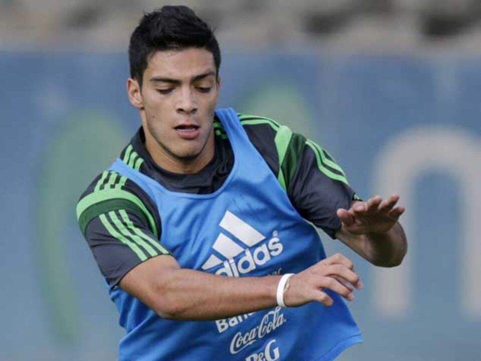 Raúl Jiménez de novo na órbita