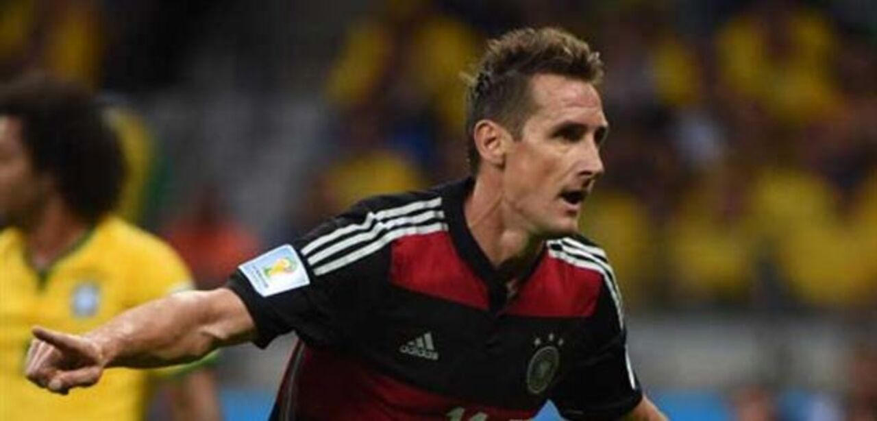 Klose isola-se no topo da história