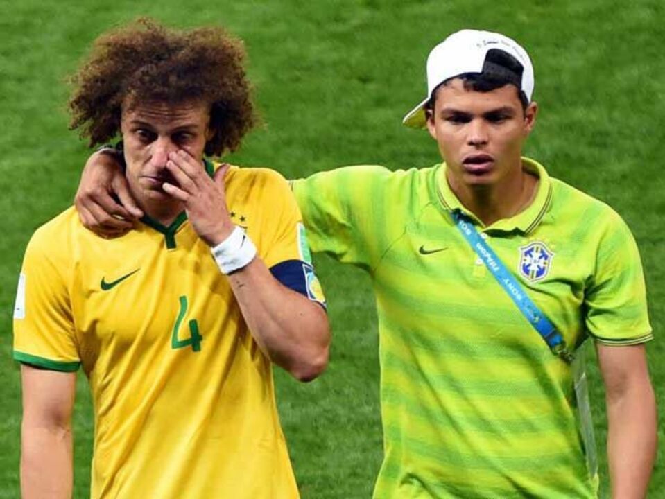 Mourinho: «É injusto culpar David Luiz - toda a equipa errou»