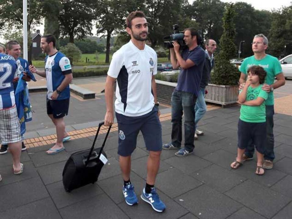 Adrián López: «Óliver vai ajudar-me na adaptação»