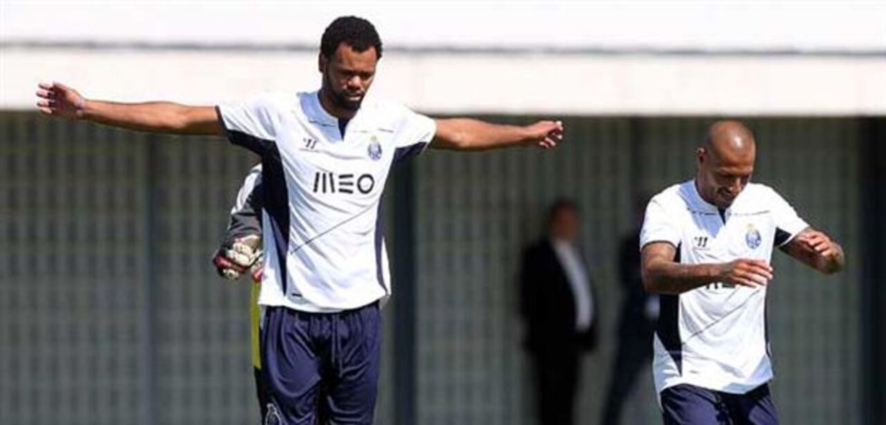 Rolando quer sair e falha o estágio