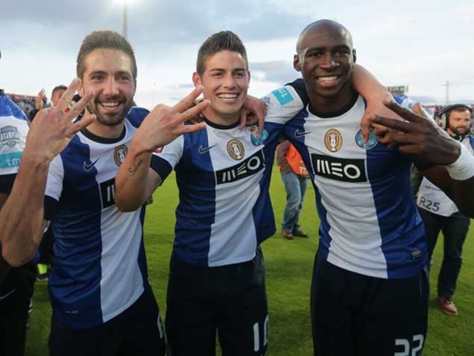 James Rodríguez rende 1,2 milhões 