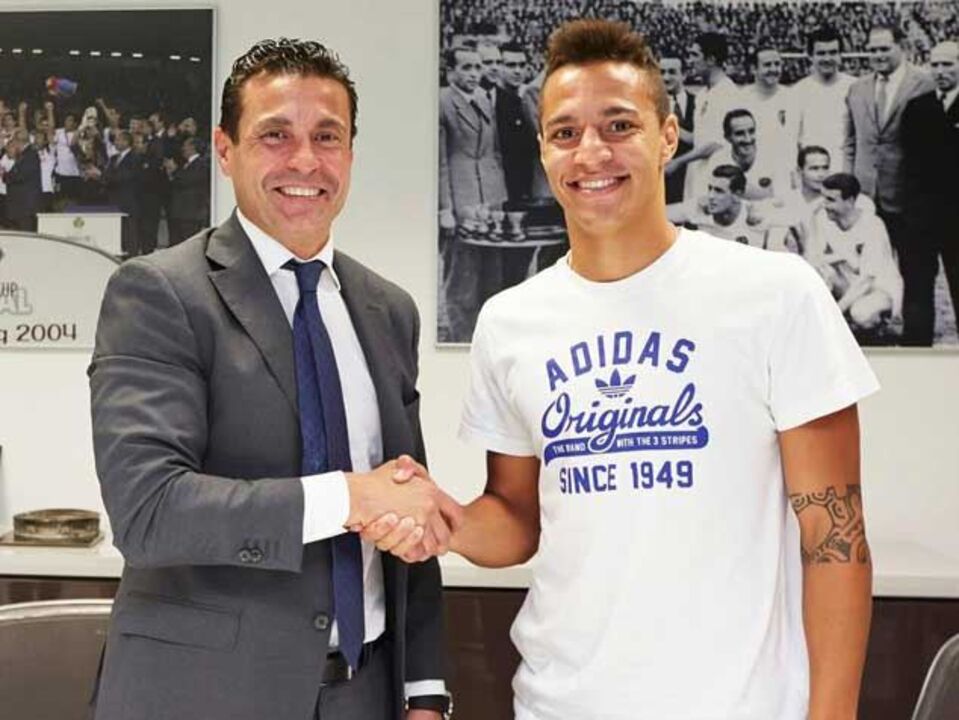 Rodrigo: «Valencia é o clube ideal para a minha carreira»