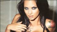 Jessica Jane Clement: com um corpinho destes... 