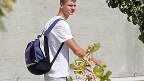 Dawidowicz e Friesenbichler na equipa B