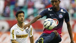 Bahia oficializa venda de Talisca