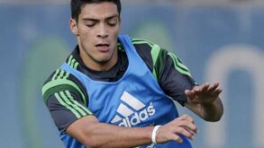 Raúl Jiménez de novo na órbita