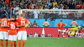 HOLANDA-ARGENTINA, 0-0 (2-4 g.p.)