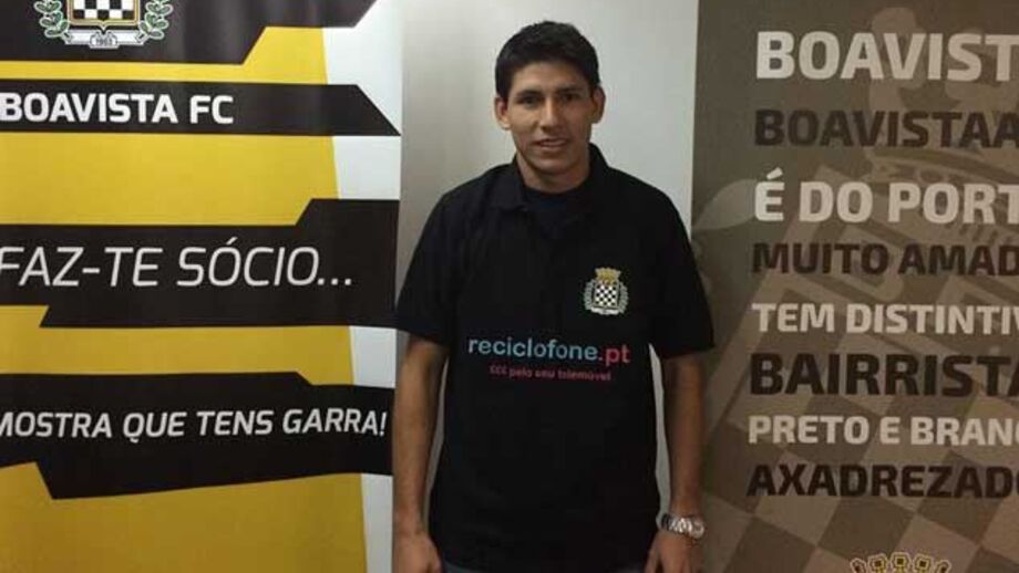 Goleador Francisco López aterra no Bessa