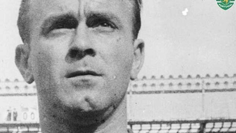 Leões prestam tributo a Di Stéfano