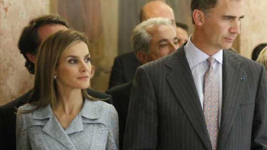 Reis de Espanha enviam mensagem de condolências