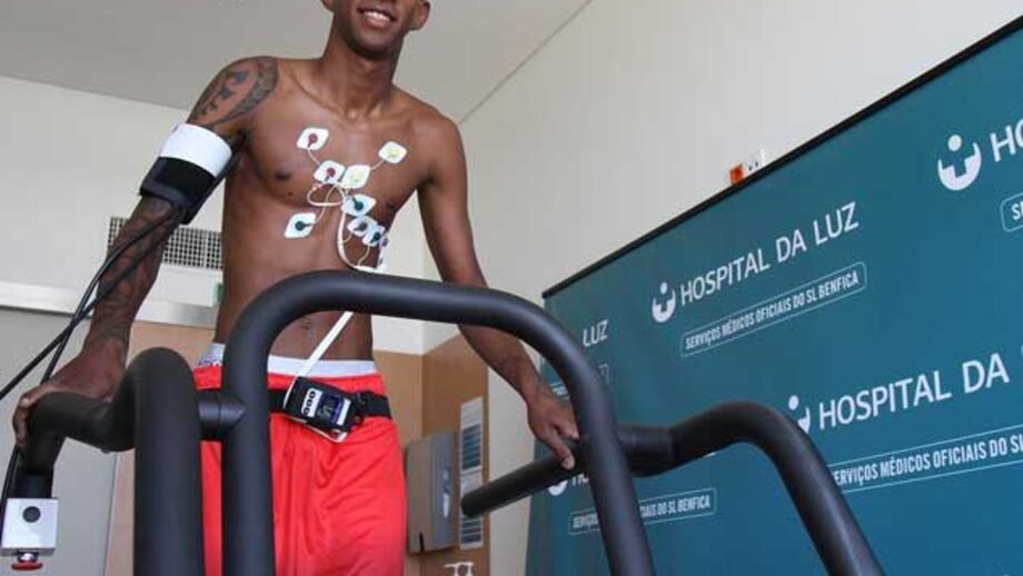 Talisca: «Esperem o melhor de mim pois venho para fazer história»