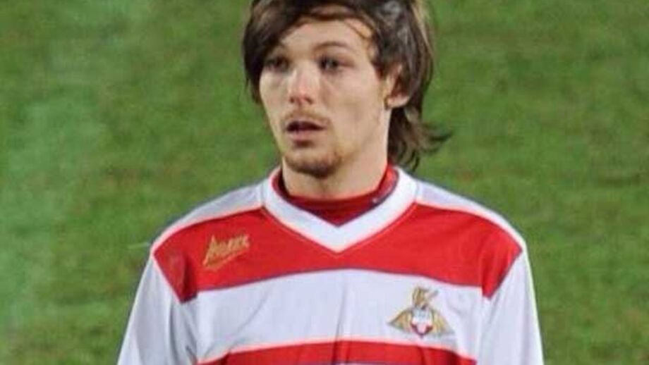 Louis Tomlinson encanta na Mealhada