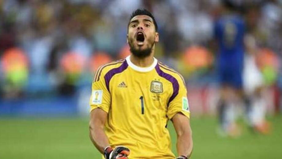 Baliza é dor de cabeça eterna para Jesus 