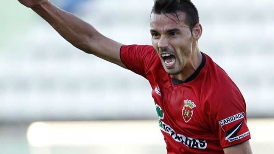 Chipre: Gabi ruma ao Nea Salamis