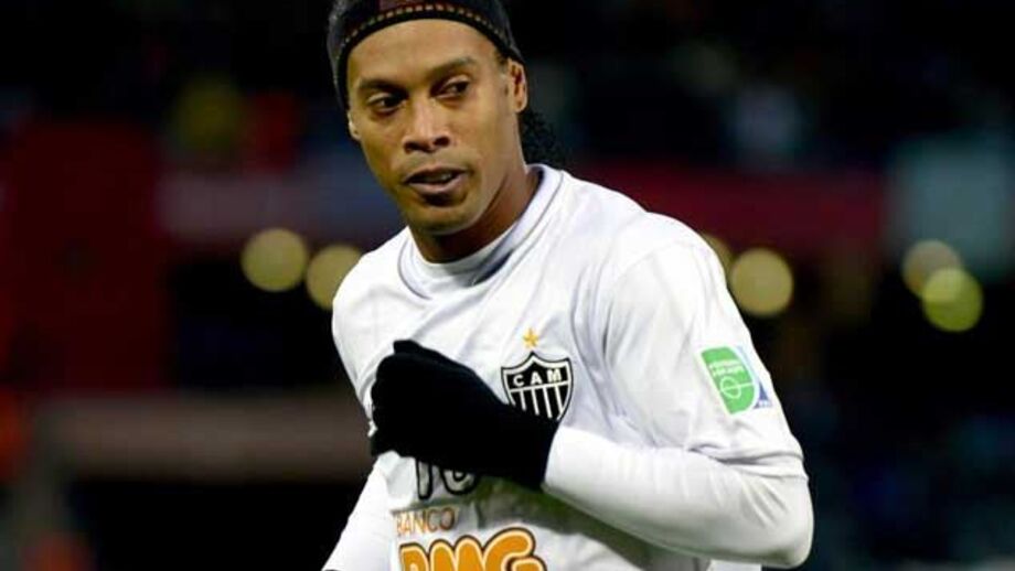 Ronaldinho deixa o Atlético Mineiro