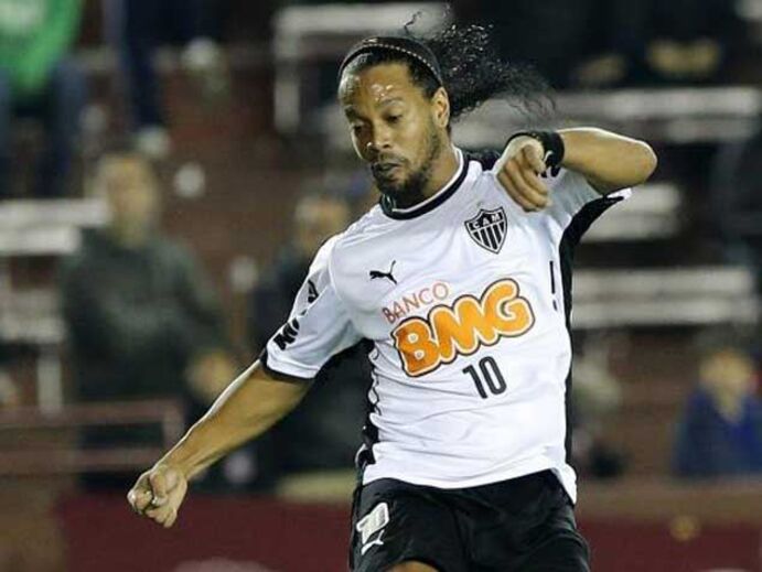 Ronaldinho não estará no Dragão