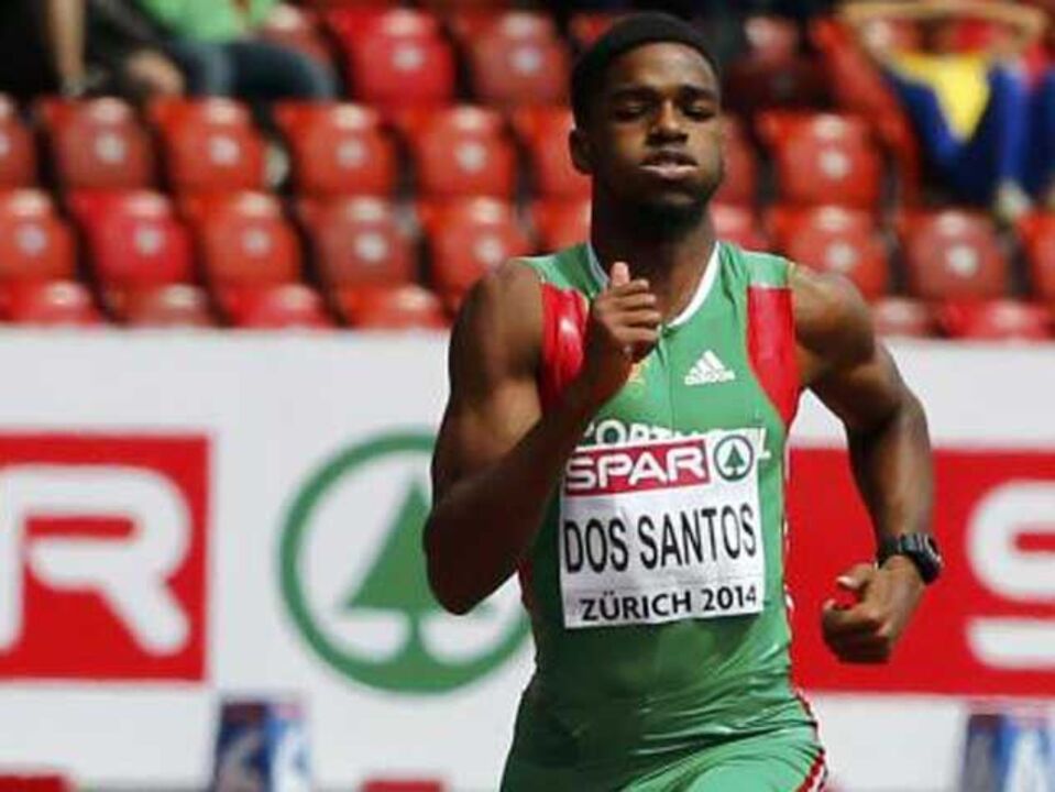 Ricardo Santos brilha com recorde nacional dos 400 metros