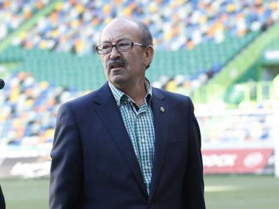 Aurélio Pereira: «Nani precisa do carinho dos adeptos»