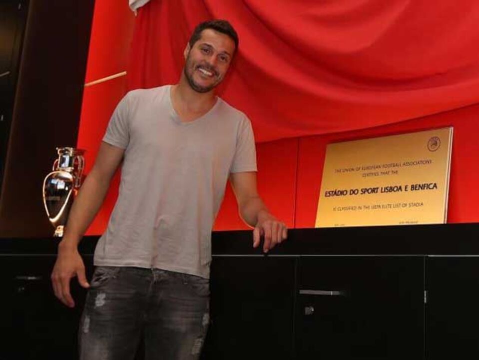 Júlio César vai envergar o número 20