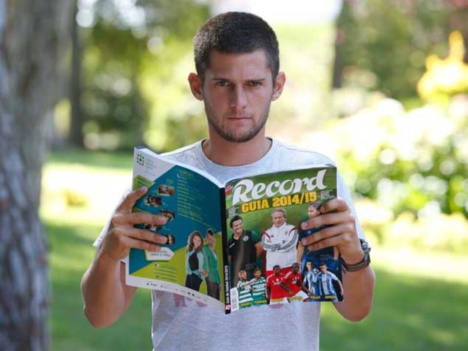 Pedro Sousa aposta num onze em redor de Gaitán