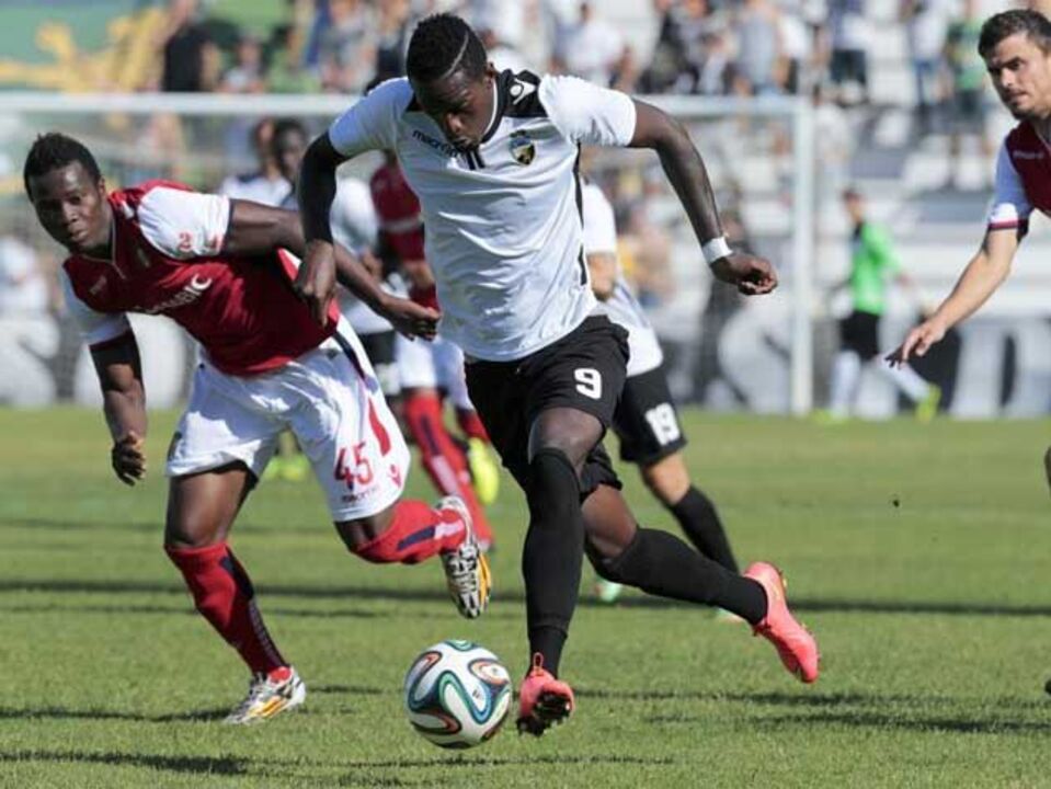 Farense-Sp. Braga B, 1-1: Igualdade após vantagem madrugadora