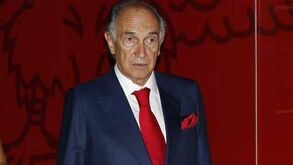 Manuel Damásio defende que Mourinho deve continuar a ser o treinador do Benfica